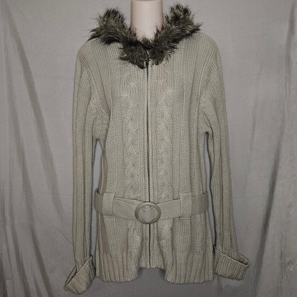Y2k Cable Knit Cardigan Sweater with Faux Fur Hood and Belt - Picture 1 of 3